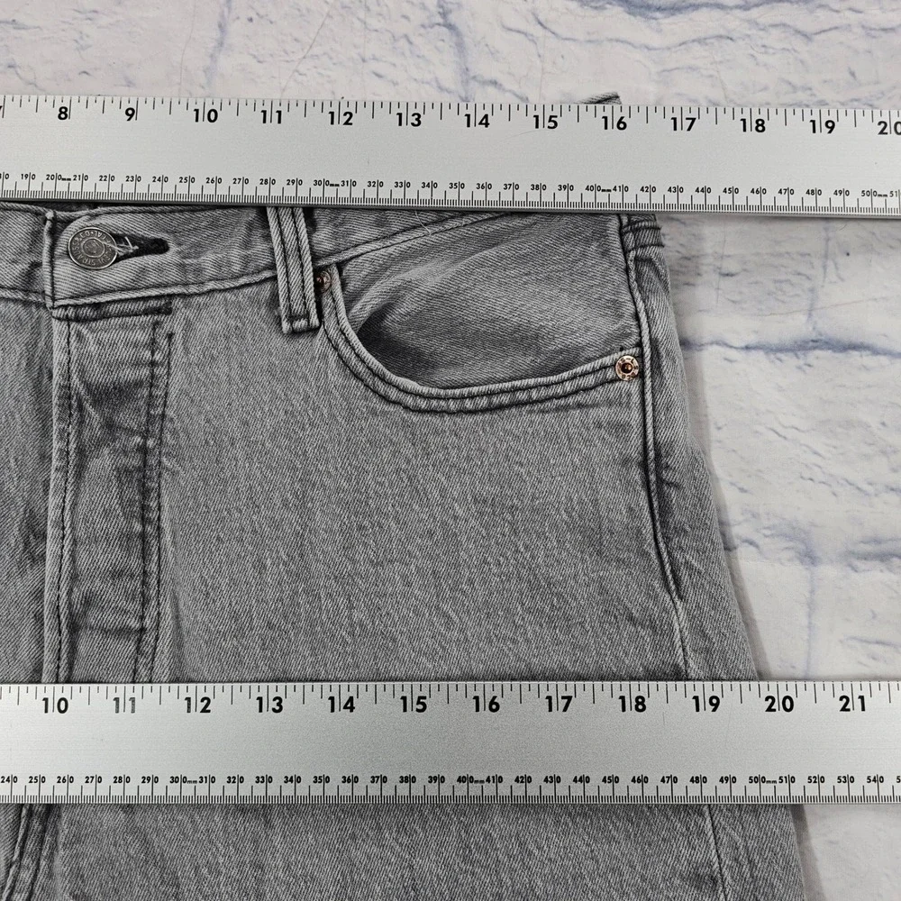 Levis 501 Original Fit Jeans Mens 33x32 Grey Button Fly Straight Leg Denim